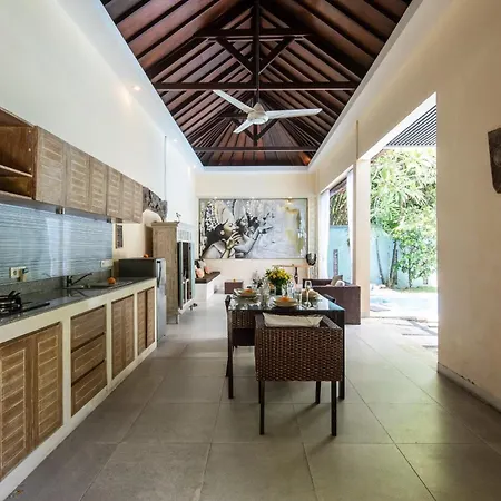 Enigma Villa Canggu Exterior photo