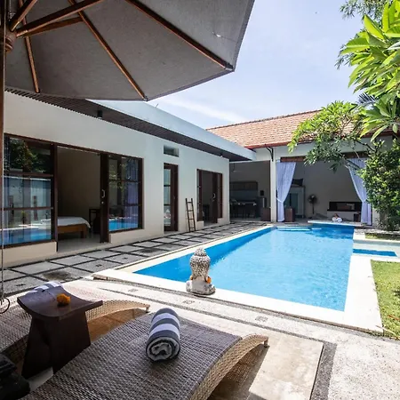 Enigma Villa Canggu Exterior photo